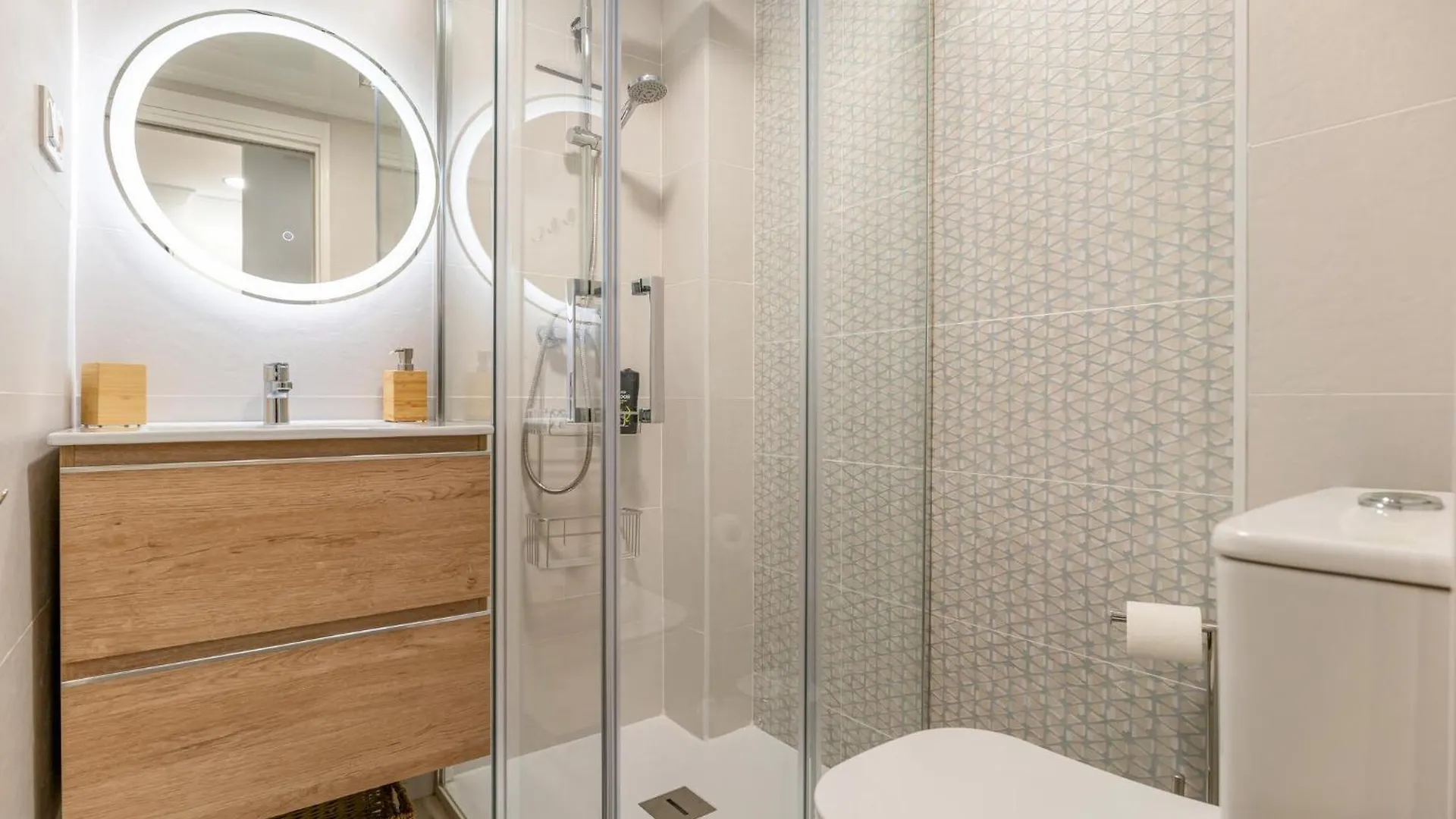 Beautiful Apartment In Fuengirola
